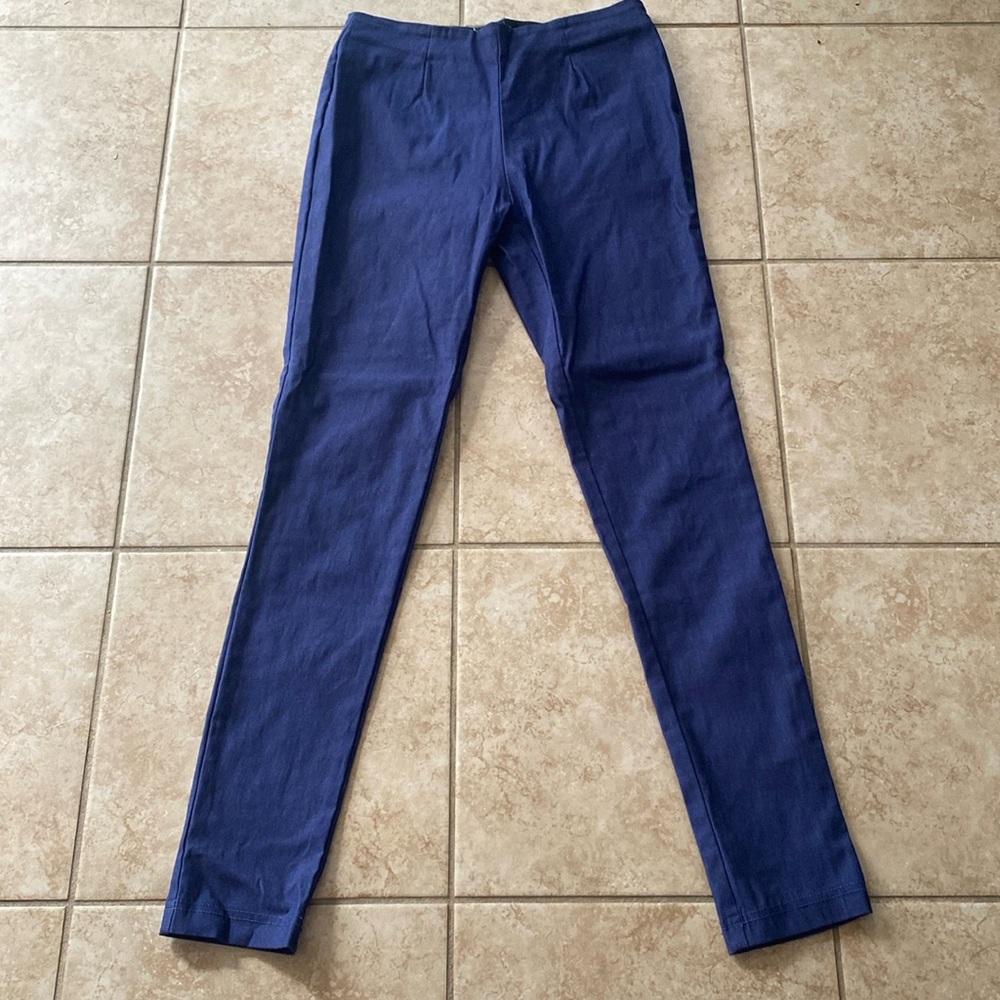 Gently Used Women’s DKNY Skinny Business Causal Pants